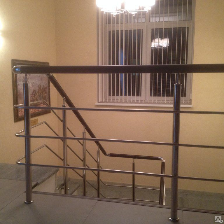 Перила из нержавеющей стали с деревянным поручнем, цена в Екатеринбурге ...