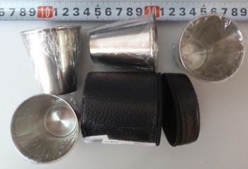 Стаканы металлические в черном кожзам чехле, набор 4шт по 30мл (малый), (721)