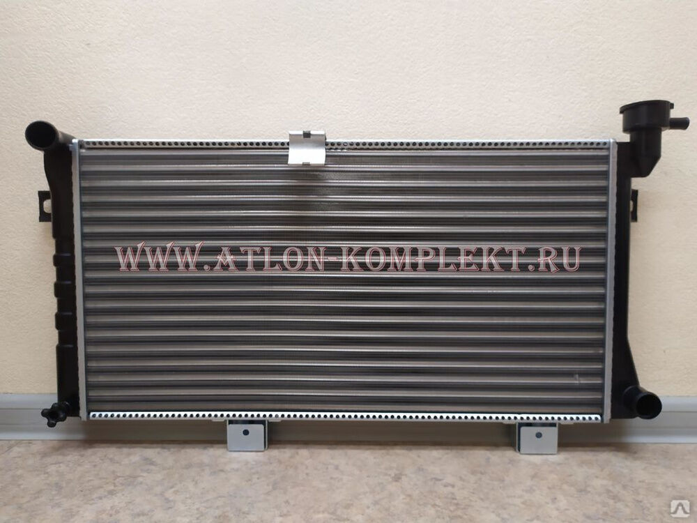 Радиатор Нива ВАЗ 2121, 2131 Urban алюминиевый LRc 01214 (21214А-1301010)