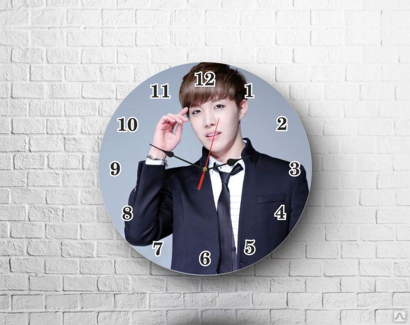 Bts clock. Часы БТС. Часы БТС настенные. Часы БТС наручные. Хобби БТС.