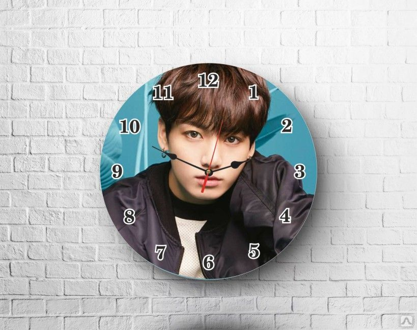 Bts clock. Часы БТС. BTS участники 2022. Часы БТС настенные. Фото БТС на часы.