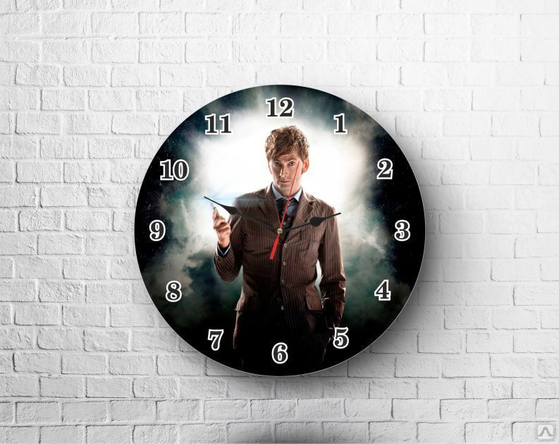 Доктор час doctor clock. Часы доктор. Часы доктора кто. 11 Доктор часы. Часы для врача.