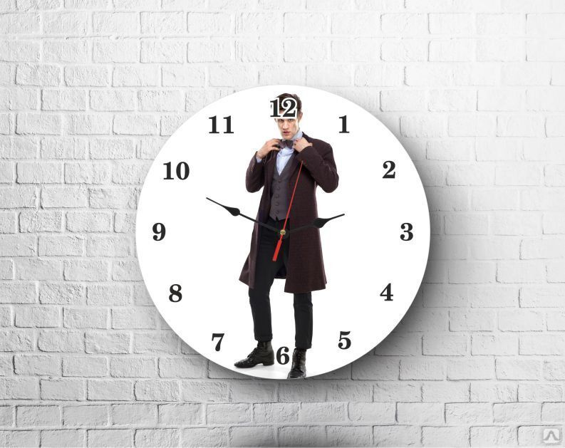 Доктор час doctor clock. Настенные часы доктор кто. Часы доктора кто. Часы для врача настенные. Доктор кто часы доктора.