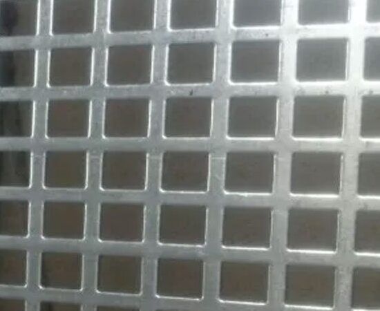 Лист перфорированный алюминиевый 0,7х1200х3000 мм Qg 3,0-5,0