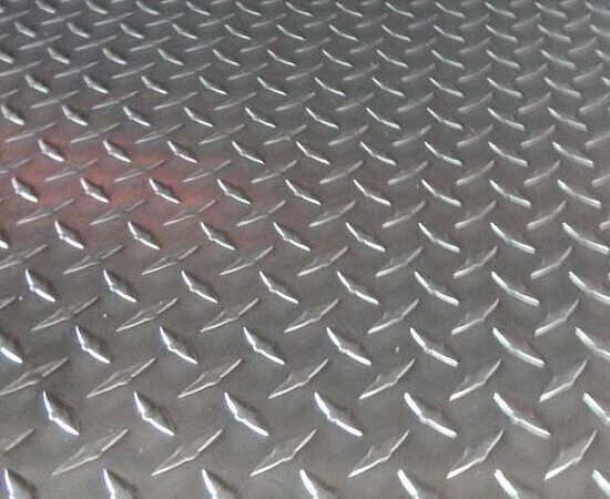 Рифлёный алюминиевый лист "Дуэт" 4х1200х3000 мм АМГ2Н2Р