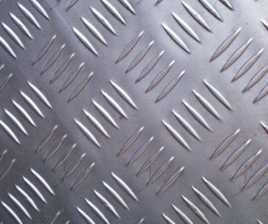 Лист алюминиевый рифленый 2х1200х3000 мм квинтет