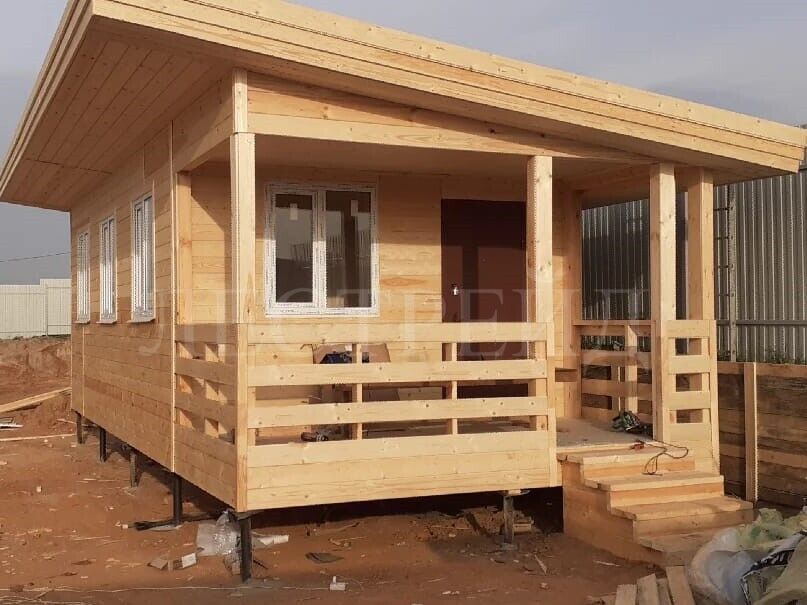 Строительство домов деревянных теплых 9х4 м с односкатной крышей